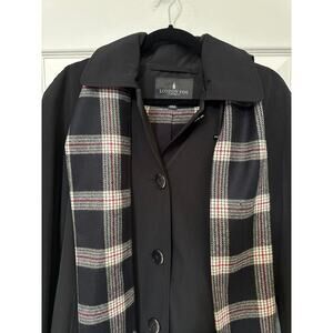 VTG London Fog Women’s Trench Coat with Attached Scarf SZ M